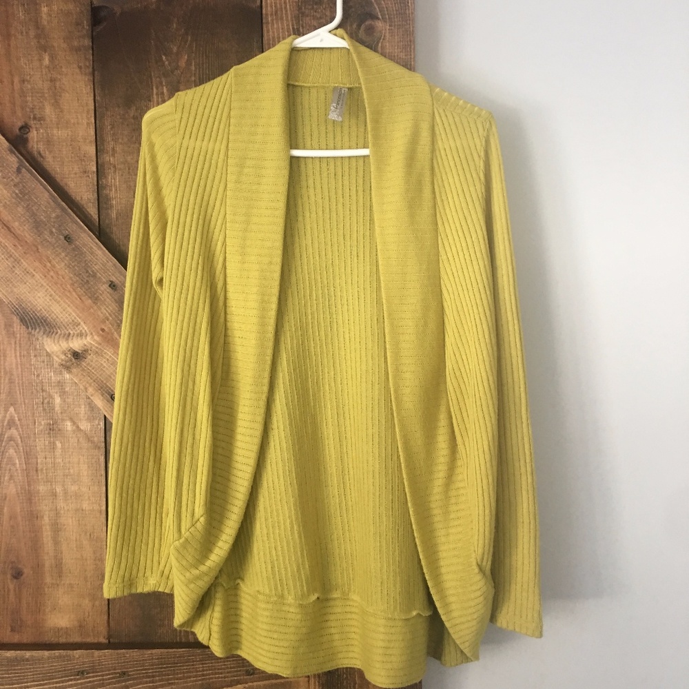 Francesca's citron green cardigan